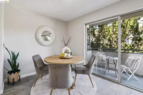 Dining - 2614 Warring St #6, Berkeley, CA 94704 photo 2 of 3