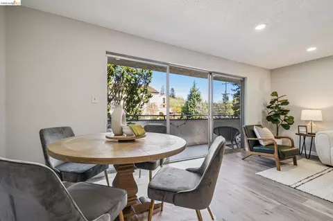 Dining - 2614 Warring St #6, Berkeley, CA 94704 photo 3 of 3