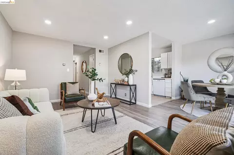 Other - 2614 Warring St #6, Berkeley, CA 94704 photo 1 of 8