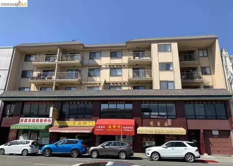 330 8th St #3D, Oakland, CA 94607