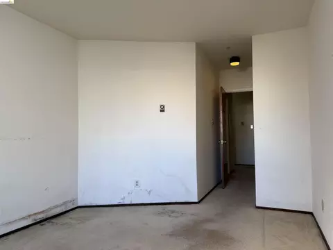 Bedroom - 330 8th St #3D, Oakland, CA 94607 photo 3 of 3
