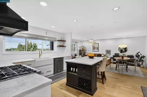 1165 Nob Hill Ave, Pinole, CA 94564