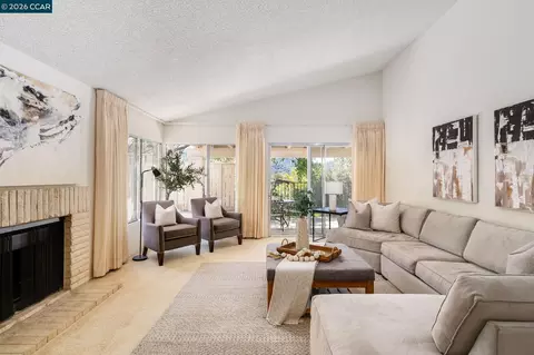 2662 Saklan Indian #1, Walnut Creek, CA 94595