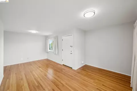 Living - 2727 Mcgee Ave, Berkeley, CA 94703 photo 6 of 7