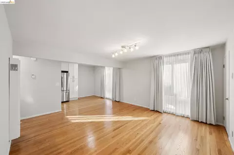 Living - 2727 Mcgee Ave, Berkeley, CA 94703 photo 1 of 7