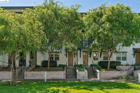 489 Diller St, Alameda, CA 94501