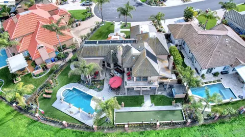View/Area - 1310 Hampton Ct, Discovery Bay, CA 94505 photo 5 of 6