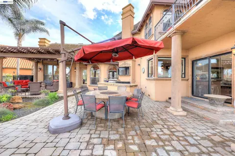 Exterior - 1310 Hampton Ct, Discovery Bay, CA 94505 photo 12 of 15