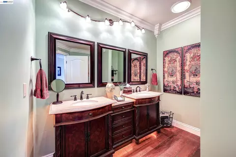 Bath - 1310 Hampton Ct, Discovery Bay, CA 94505 photo 1 of 5