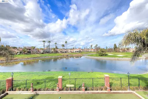View/Area - 1310 Hampton Ct, Discovery Bay, CA 94505 photo 2 of 6