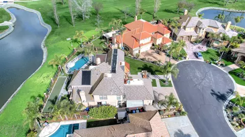 View/Area - 1310 Hampton Ct, Discovery Bay, CA 94505 photo 4 of 6