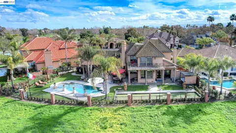 View/Area - 1310 Hampton Ct, Discovery Bay, CA 94505 photo 6 of 6