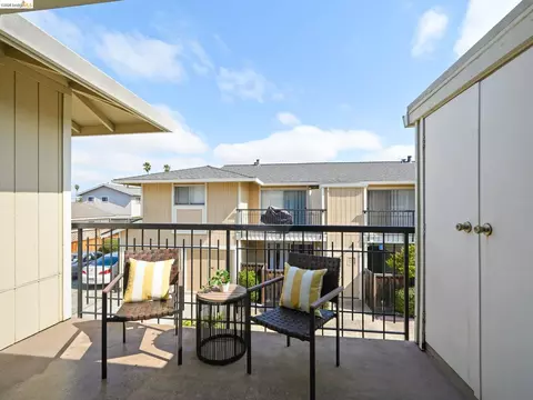 Exterior - 14521 Doolittle Dr, San Leandro, CA 94577 photo 5 of 10