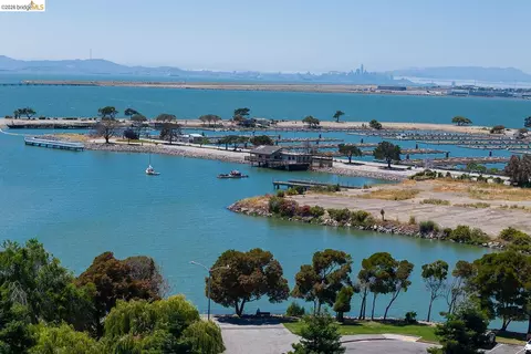 View/Area - 14521 Doolittle Dr, San Leandro, CA 94577 photo 17 of 21