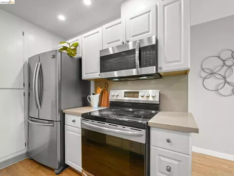Kitchen - 14521 Doolittle Dr, San Leandro, CA 94577 photo 2 of 4