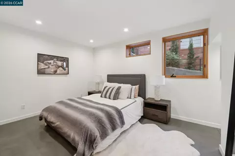 Bedroom - 380 Vermont Ave, Berkeley, CA 94707 photo 3 of 6
