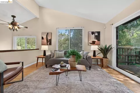 5400 Mountain Blvd #120, Oakland, CA 94619