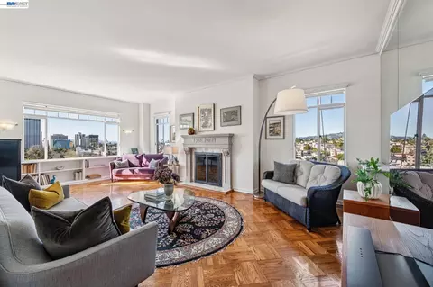 492 Staten Ave #1002, Oakland, CA 94610