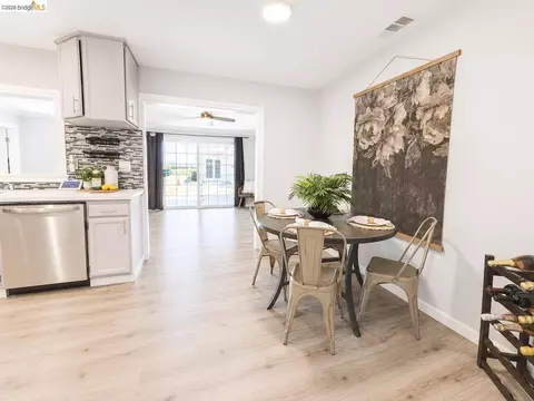 Dining - 2191 E Cypress Rd, Oakley, CA 94561 photo 1 of 1