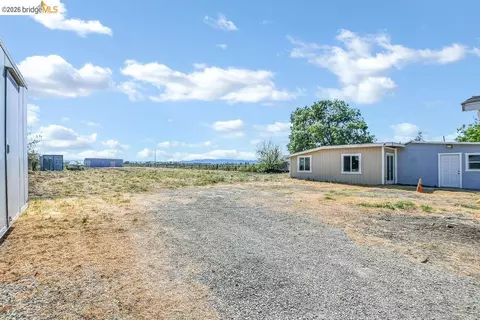 Exterior - 2191 E Cypress Rd, Oakley, CA 94561 photo 8 of 10