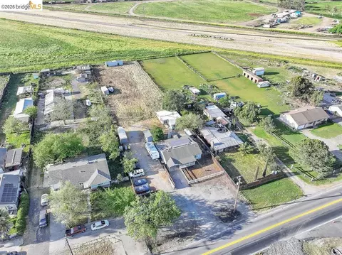 View/Area - 2191 E Cypress Rd, Oakley, CA 94561 photo 3 of 5