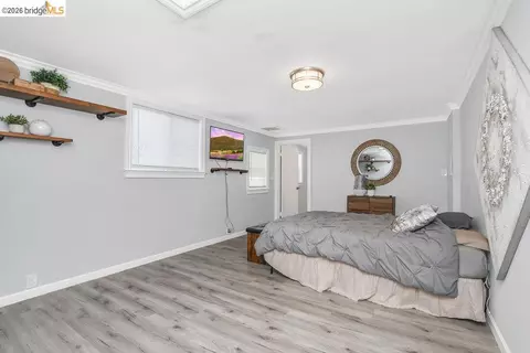 Bedroom - 2191 E Cypress Rd, Oakley, CA 94561 photo 4 of 6