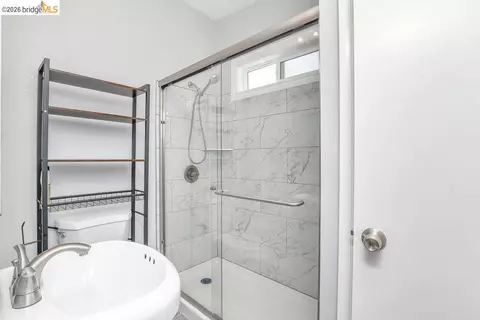 Bath - 2191 E Cypress Rd, Oakley, CA 94561 photo 3 of 3