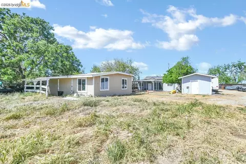 Exterior - 2191 E Cypress Rd, Oakley, CA 94561 photo 6 of 10