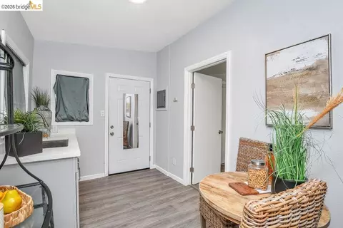 Entry Way - 2191 E Cypress Rd, Oakley, CA 94561 photo 1 of 1
