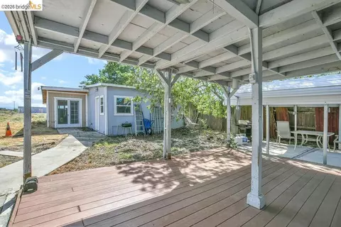 Exterior - 2191 E Cypress Rd, Oakley, CA 94561 photo 2 of 10