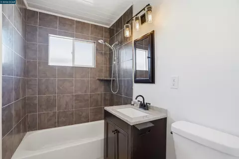 Bath - 2828 Hilltop Rd, Concord, CA 94520 photo 2 of 2