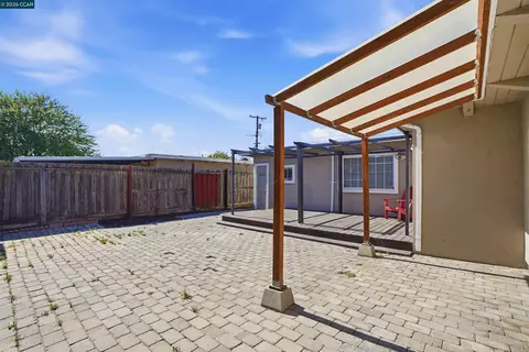 Exterior - 2828 Hilltop Rd, Concord, CA 94520 photo 8 of 8