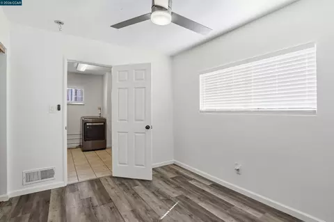 Bedroom - 2828 Hilltop Rd, Concord, CA 94520 photo 11 of 11