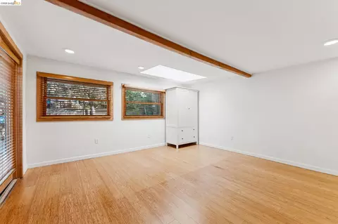 Bedroom - 2112 Mckinley Ave #D, Berkeley, CA 94703 photo 4 of 4