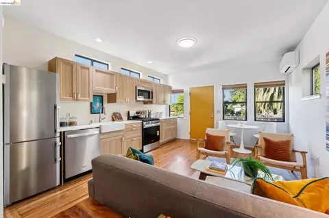 Other - 2112 Mckinley Ave #D, Berkeley, CA 94703 photo 2 of 8