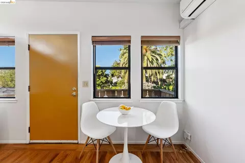 Dining - 2112 Mckinley Ave #D, Berkeley, CA 94703 photo 1 of 1
