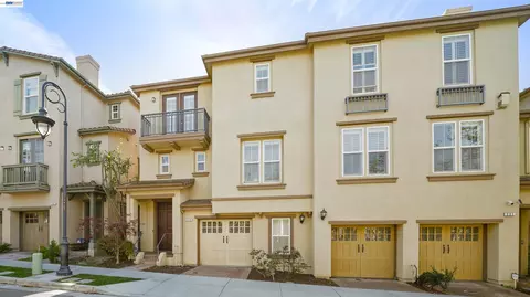 215 Olive Hill Dr, San Jose, CA 95125