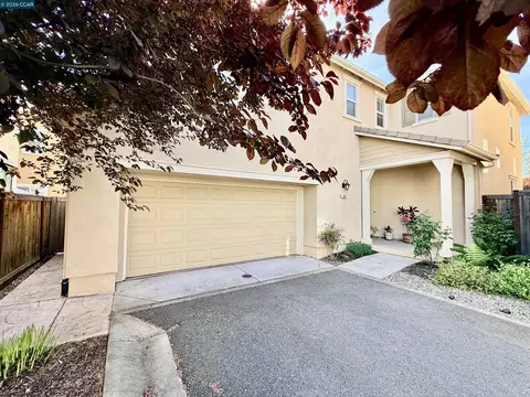 307 Birmingham Ct, Fairfield, CA 94534