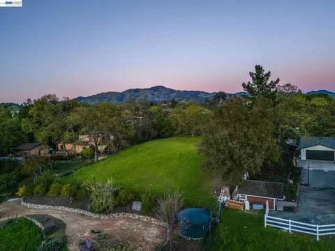3 Ohlson Ln, Danville, CA 94526 photo 7