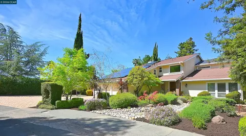 2648 Comistas Dr, Walnut Creek, CA 94598