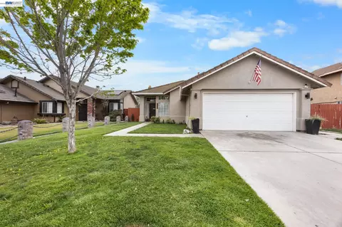 502 Chablis Way, Manteca, CA 95337 photo 1