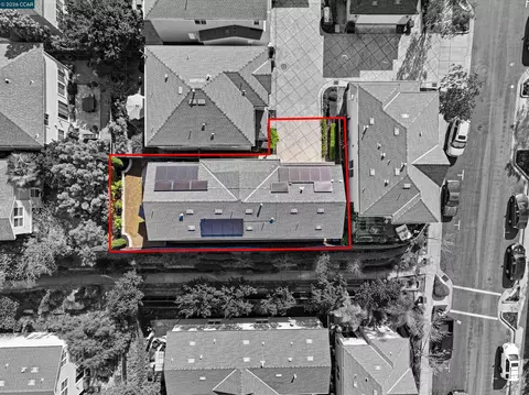 View/Area - 527 Falling Star Dr, Martinez, CA 94553 photo 4 of 6