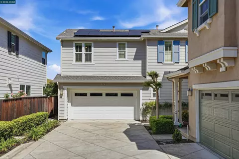 Exterior - 527 Falling Star Dr, Martinez, CA 94553 photo 1 of 7