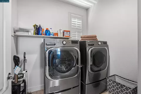 Other - 527 Falling Star Dr, Martinez, CA 94553 photo 6 of 9