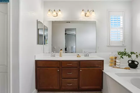 Other - 527 Falling Star Dr, Martinez, CA 94553 photo 5 of 9