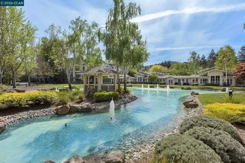 1840 Tice Crk #2217, Walnut Creek, CA 94595