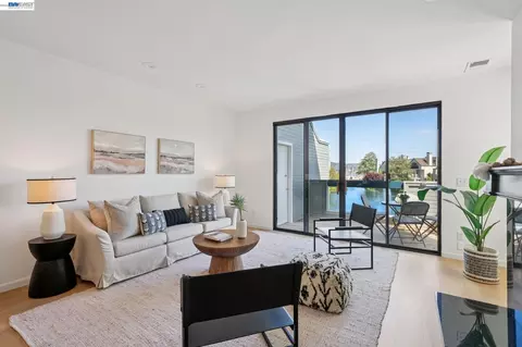 6 Invincible Ct #F40, Alameda, CA 94501