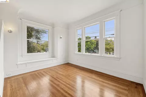 Living - 1718 Bancroft Way, Berkeley, CA 94703 photo 3 of 10