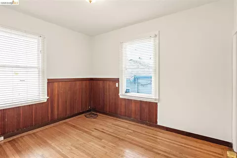 Bedroom - 1718 Bancroft Way, Berkeley, CA 94703 photo 3 of 5