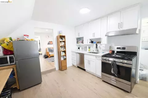 Kitchen - 2045 Emerson St, Berkeley, CA 94703 photo 2 of 2